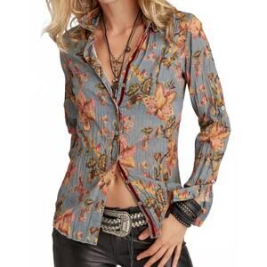 NEW CINO crinkle button front floral blouse in blue polynesia